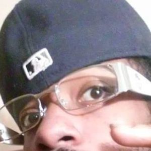 Meet your Posher, Binako